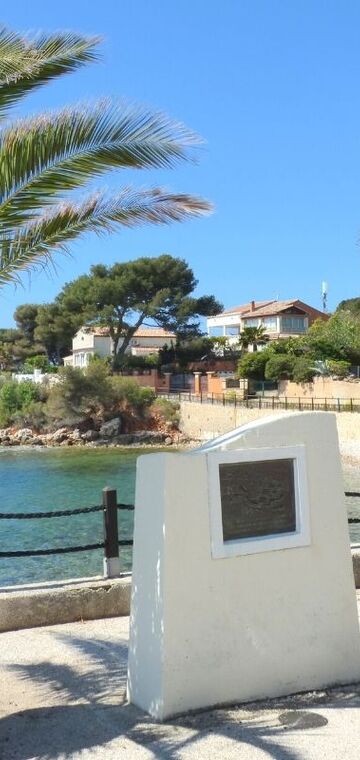 © Plage Barry Bandol - Plage Barry Bandol