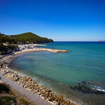 © Plage de la Madrague - Office de tourisme de Saint-Cyr-sur-Mer / Joan Costeja